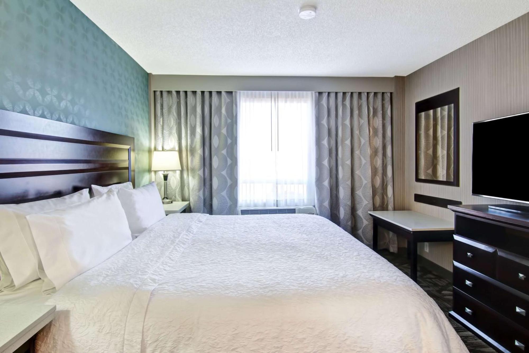 Hampton Inn & Suites By Hilton Calgary-Airport Dış mekan fotoğraf