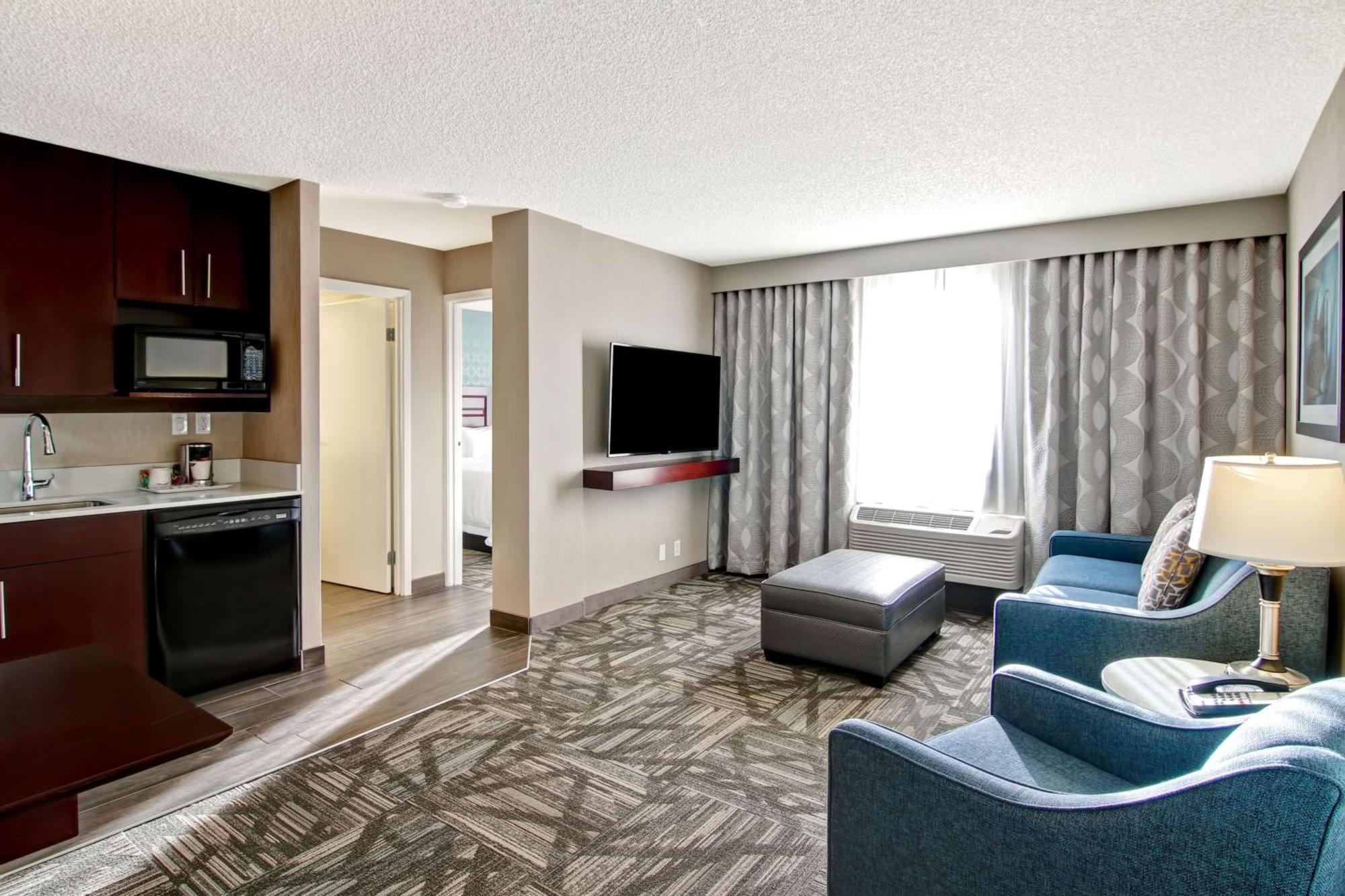 Hampton Inn & Suites By Hilton Calgary-Airport Dış mekan fotoğraf