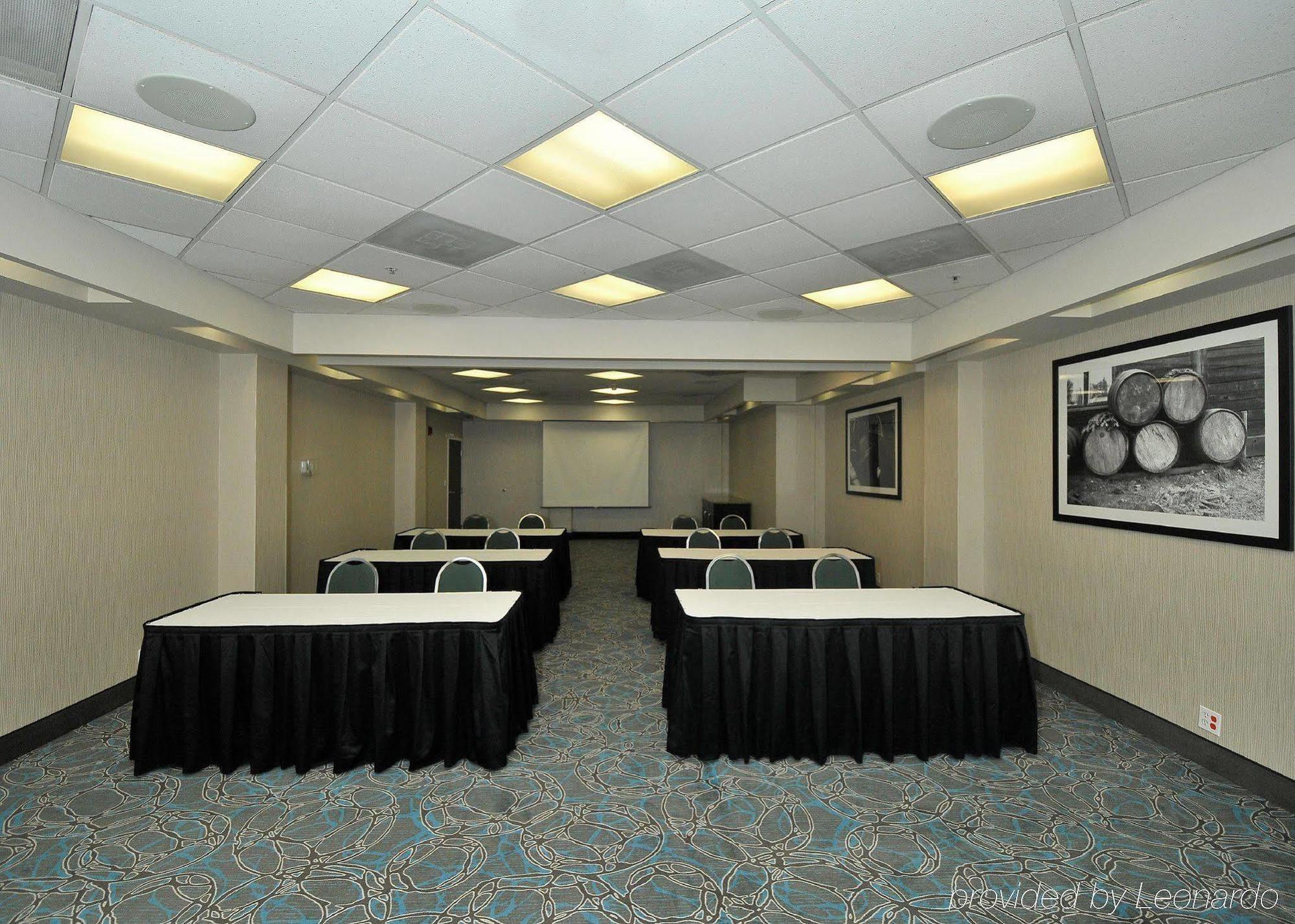 Hampton Inn & Suites By Hilton Calgary-Airport Dış mekan fotoğraf
